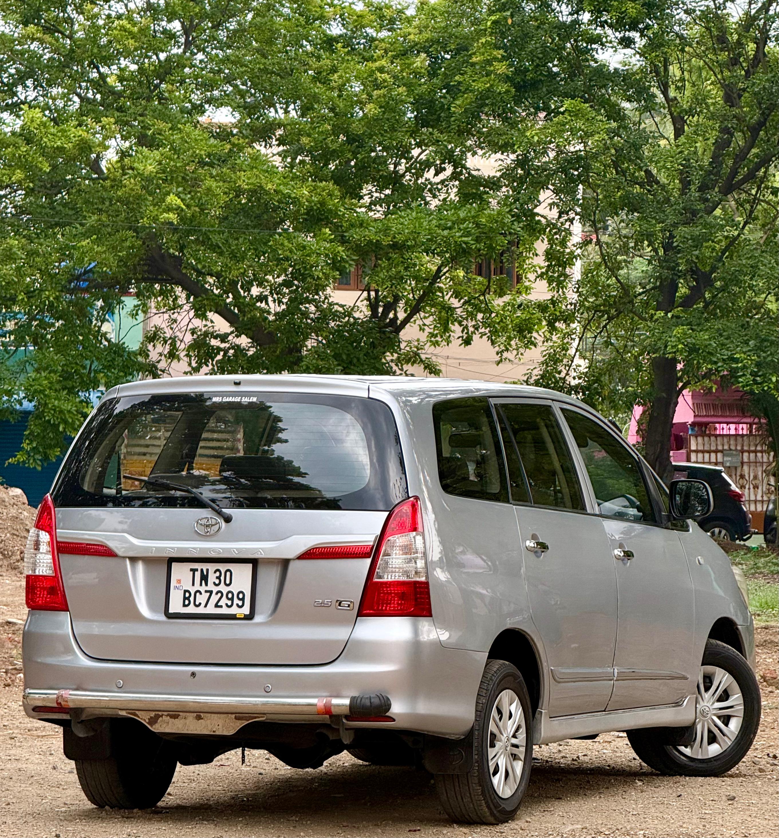 Toyota Innova - Image 3